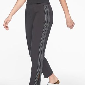 Athleta Commuter Sporty Track Pant size LT Black